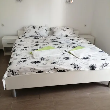 Apartment Marko Malinska